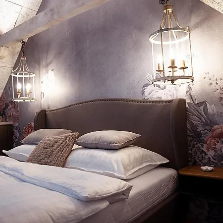 Johann Und Anna Am Stainzbach * Stainz