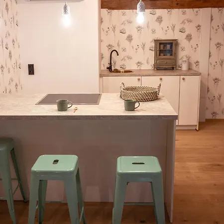 Johann Und Anna Am Stainzbach Stainz