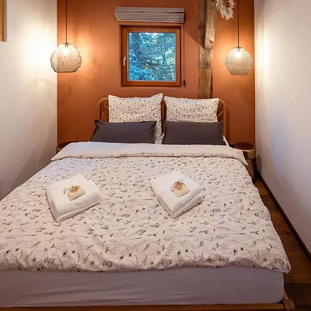 Johann Und Anna Am Stainzbach * Stainz